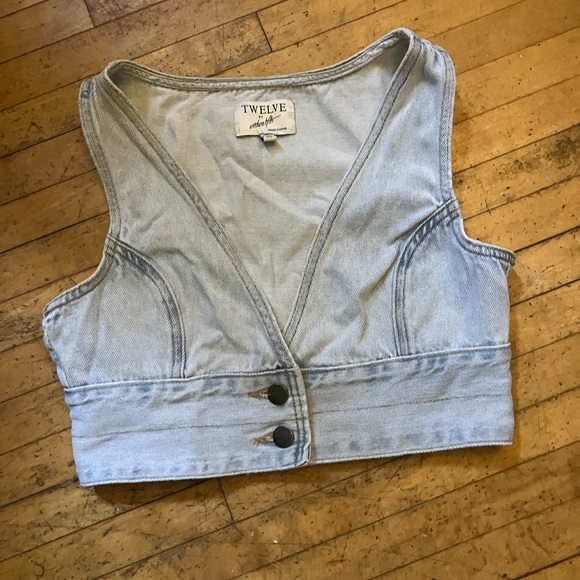 Twelve by Twelve Sky Blue Denim Vest - Picture 4 of 7